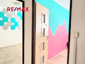 Pronájem bytu 2+kk, Praha - Střížkov, Roudnická, 43 m2