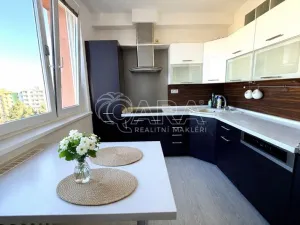 Pronájem bytu 3+1, Praha - Letňany, Bukovecká, 75 m2