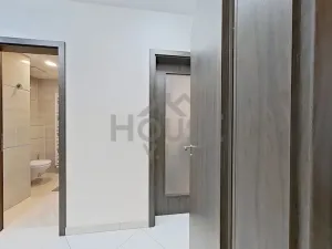 Prodej bytu 2+kk, Praha, Toufarova, 53 m2