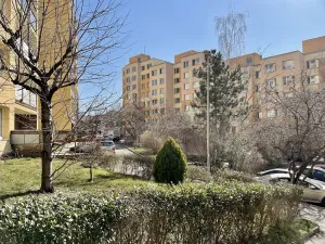 Pronájem bytu 1+1, Praha - Záběhlice, Aubrechtové, 36 m2