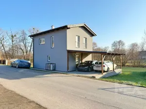 Prodej rodinného domu, Uhersko, 84 m2