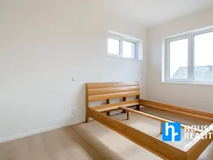 Pronájem rodinného domu, Praha - Křeslice, Ke stráni, 190 m2