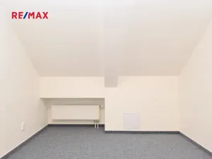 Pronájem kanceláře, Nymburk, Náměstí Přemyslovců, 10 m2