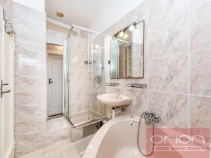 Pronájem bytu 2+1, Praha - Vokovice, Kladenská, 80 m2