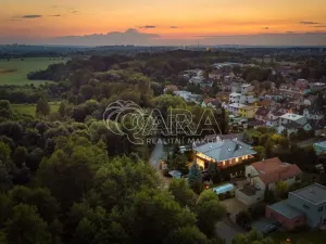 Prodej rodinného domu, Praha - Kolovraty, V louce, 495 m2