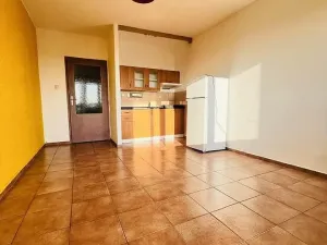 Pronájem bytu 1+kk, Ostrava - Moravská Ostrava, Varenská, 28 m2