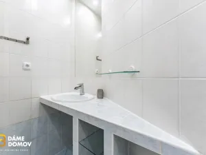 Pronájem bytu 2+1, Zlín - Malenovice, Tyršova, 52 m2