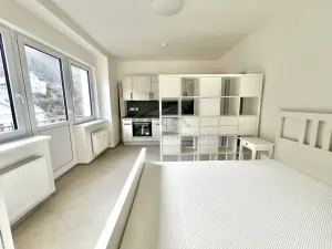 Pronájem bytu 1+kk, Jáchymov, třída Dukelských hrdinů, 30 m2