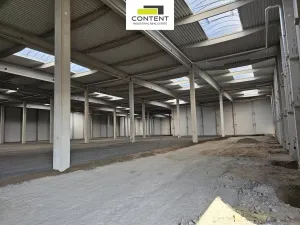 Pronájem výrobních prostor, Kozomín, 2000 m2