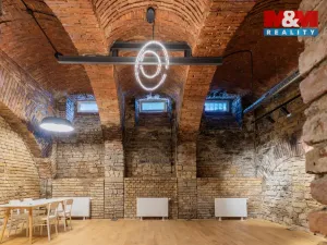 Prodej komerční nemovitosti, Kroměříž, Tovačovského, 43 m2