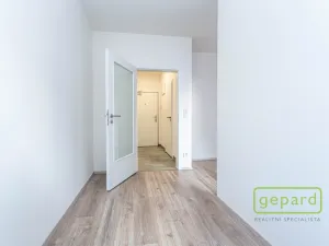 Prodej bytu 1+kk, Praha, Fabiánové, 31 m2