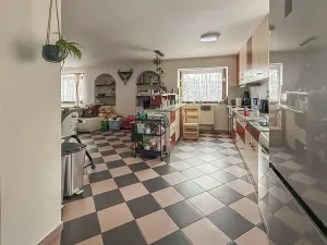 Prodej rodinného domu, Červené Pečky, Dobešovice, 354 m2