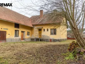 Prodej rodinného domu, Vrchotovy Janovice, 435 m2