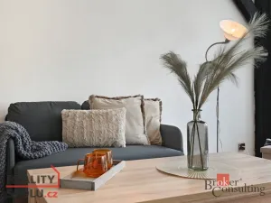 Prodej bytu 3+1, Beroun - Beroun-Zavadilka, Husova, 58 m2