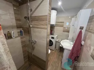 Prodej bytu 2+1, Chvalovice, 78 m2