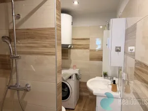 Prodej bytu 2+1, Chvalovice, 78 m2