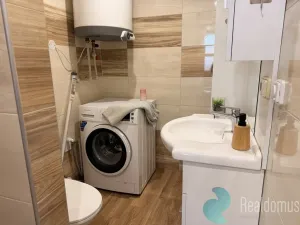 Prodej bytu 2+1, Chvalovice, 78 m2