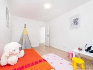 Prodej bytu 5+kk, Praha - Bohnice, Feřtekova, 88 m2