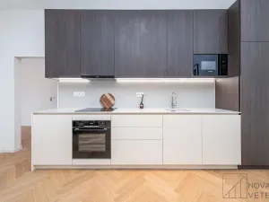 Prodej bytu 3+kk, Praha - Holešovice, Osadní, 82 m2