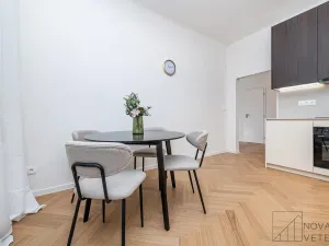 Prodej bytu 3+kk, Praha - Holešovice, Osadní, 82 m2
