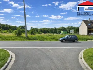 Prodej pozemku pro bydlení, Ivančice - Němčice, 9335 m2