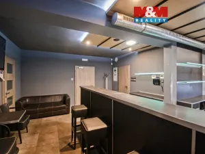 Pronájem obchodního prostoru, Rožnov pod Radhoštěm, Meziříčská, 180 m2