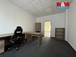 Pronájem obchodního prostoru, Nasavrky, Náměstí, 260 m2