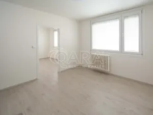 Pronájem bytu 1+1, Neratovice, Na Výsluní, 35 m2