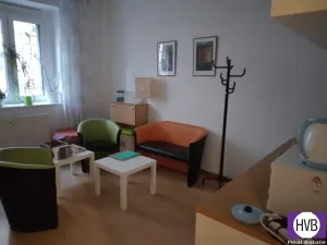 Prodej komerční nemovitosti, Praha, Andrštova, 25 m2