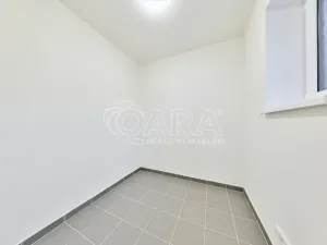 Prodej bytu 4+kk, Mladé Buky - Hertvíkovice, 132 m2