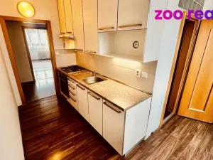 Pronájem bytu 3+1, České Budějovice, Brožíkova, 74 m2