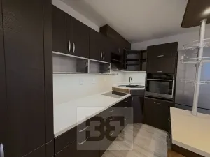 Pronájem bytu 3+kk, Klecany, V Honech, 63 m2