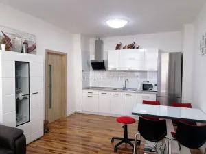 Pronájem bytu 2+kk, Karlovy Vary - Rybáře, Sokolovská, 65 m2