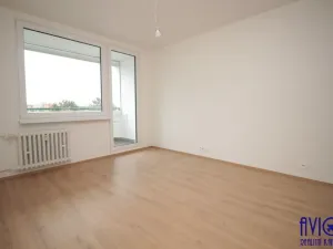 Prodej bytu 2+kk, Praha - Prosek, Prosecká, 40 m2