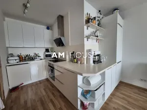 Pronájem bytu 2+kk, Praha - Strašnice, Zvěřinova, 64 m2