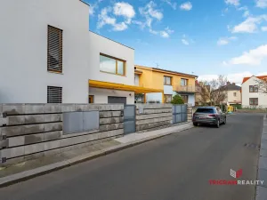 Pronájem bytu 1+kk, Hradec Králové - Pražské Předměstí, Želivského, 39 m2