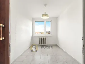 Pronájem bytu 2+kk, Kralupy nad Vltavou, sídl. U Cukrovaru, 42 m2