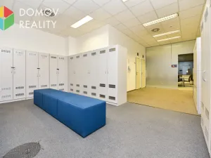 Pronájem kanceláře, Zdice - Černín, 525 m2