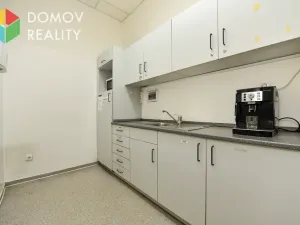 Pronájem kanceláře, Zdice - Černín, 525 m2