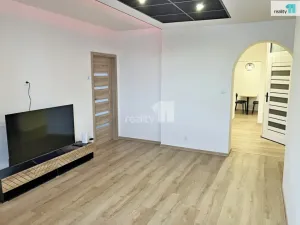 Pronájem bytu 3+1, Plzeň - Severní Předměstí, Lochotínská, 65 m2