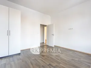 Pronájem bytu 4+1, Teplice, U Hadích lázní, 160 m2
