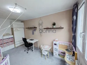 Pronájem bytu 3+kk, Praha, Štětínská, 69 m2