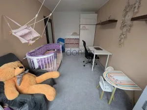 Pronájem bytu 3+kk, Praha, Štětínská, 69 m2