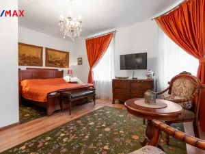 Pronájem bytu 2+kk, Karlovy Vary, K. Čapka, 42 m2