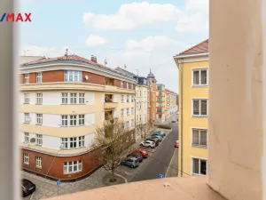 Pronájem bytu 2+kk, Karlovy Vary, K. Čapka, 48 m2