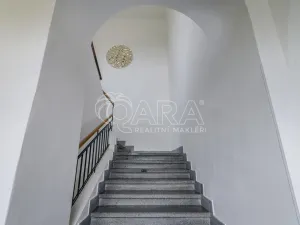 Pronájem kanceláře, Praha - Záběhlice, Za potokem, 270 m2