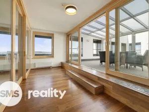 Pronájem atypického bytu, Brno - Štýřice, Pražákova, 332 m2