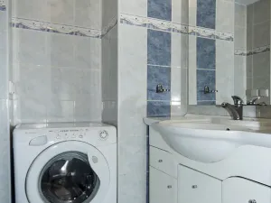 Pronájem bytu 3+1, Praha - Břevnov, Na Petřinách, 63 m2