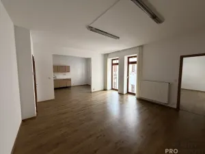 Pronájem bytu 2+kk, Olomouc, Ostružnická, 76 m2