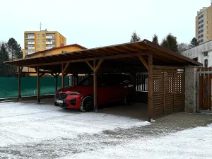 Prodej garážového stání, Orlová, 14 m2